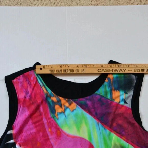 5/$25  Multicoloured Tank - Picture 3 of 5